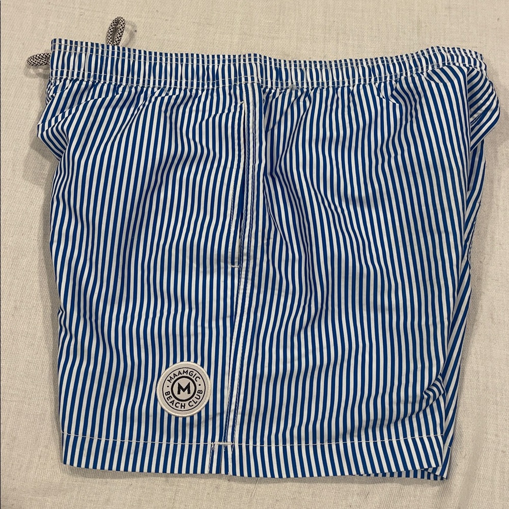 01178 MaaMgic Mens Swim Trunks beach club SZ M blue stripes with mesh liner